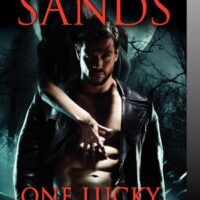 Review: One Lucky Vampire by Lynsay Sands (Argeneau #19)