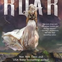 Review: Roar by Cora Carmack (Stormheart #1)