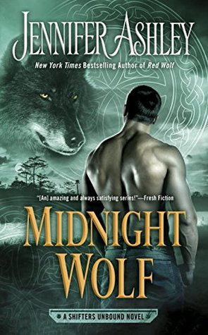 Midnight Wolf by Jennifer Ashley // VBC Review
