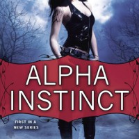Review: Alpha Instinct by Katie Reus (Moon Shifter #1)