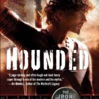 Review: Hounded by Kevin Hearne (Iron Druid #1)