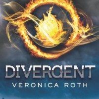Review: Divergent by Veronica Roth